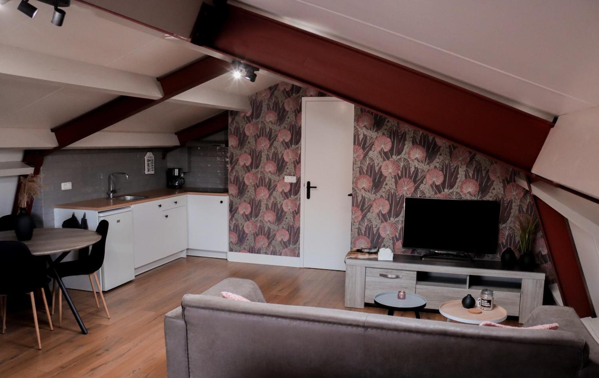 B&B De Kalverschuur Schoonrewoerd Exteriör bild