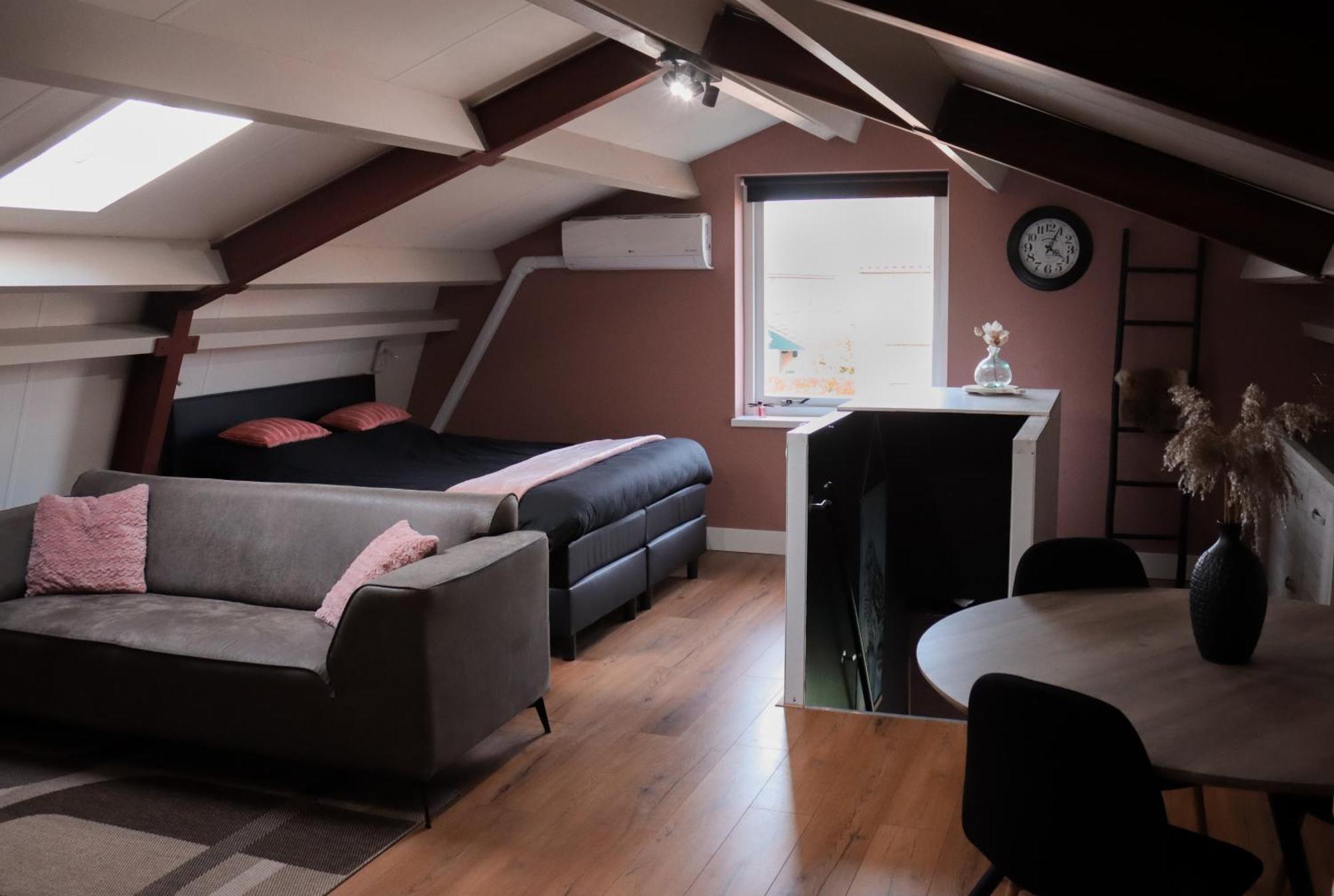 B&B De Kalverschuur Schoonrewoerd Exteriör bild