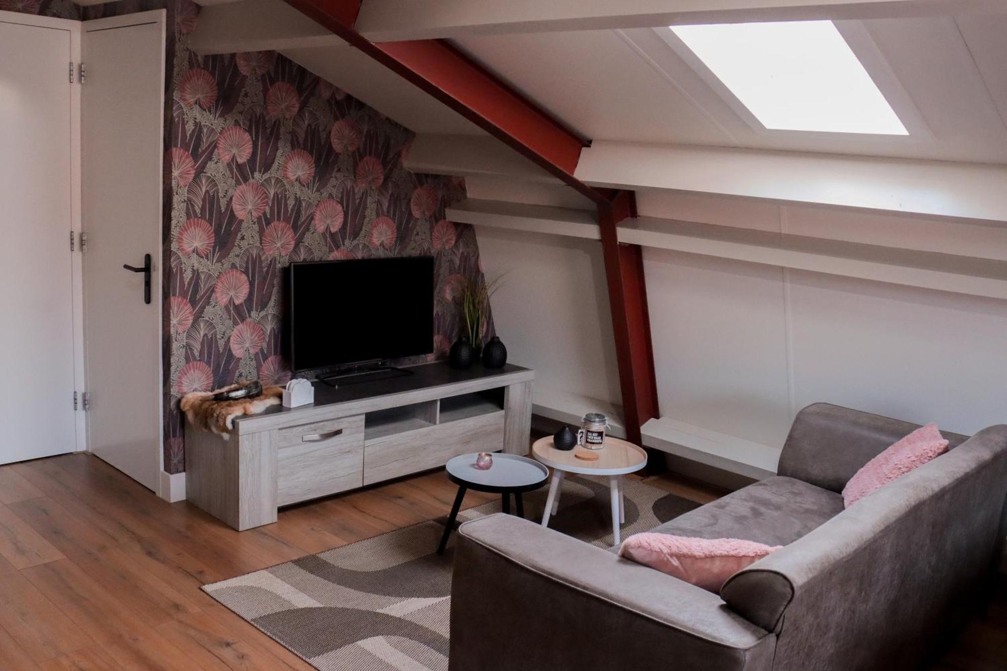 B&B De Kalverschuur Schoonrewoerd Exteriör bild