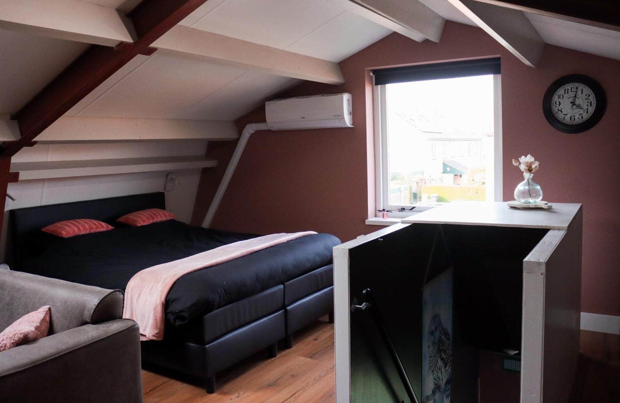 B&B De Kalverschuur Schoonrewoerd Exteriör bild